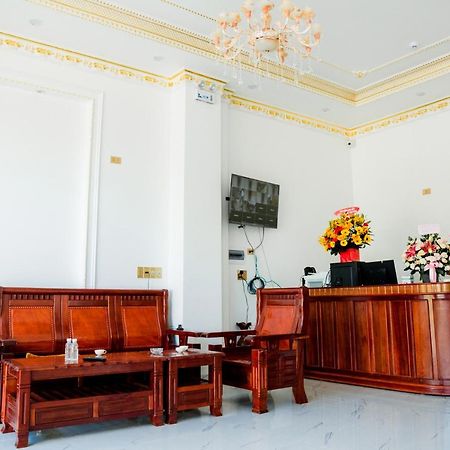 Chau Ngoc Vien Hotel - Bien My Khe - Quảng Ngãi Exterior foto
