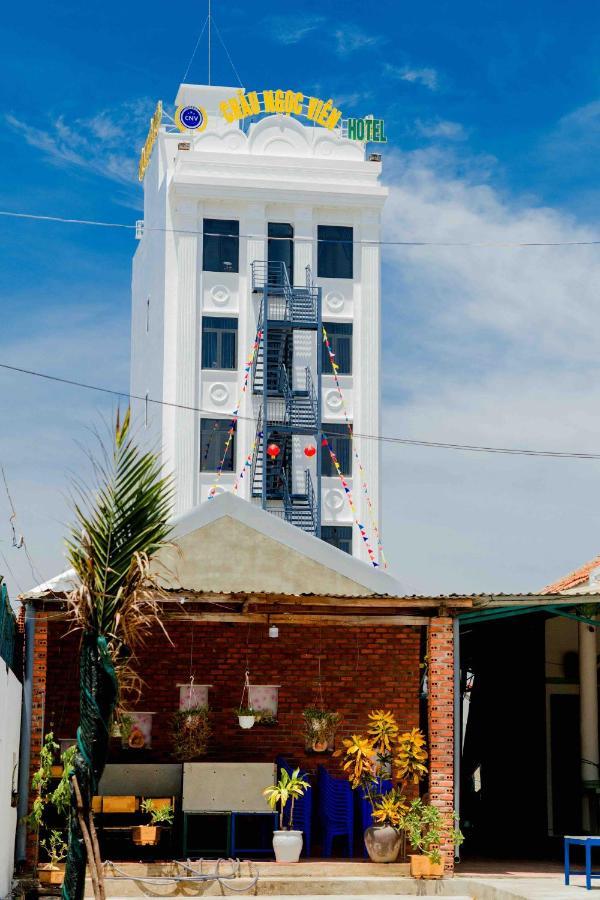 Chau Ngoc Vien Hotel - Bien My Khe - Quảng Ngãi Exterior foto
